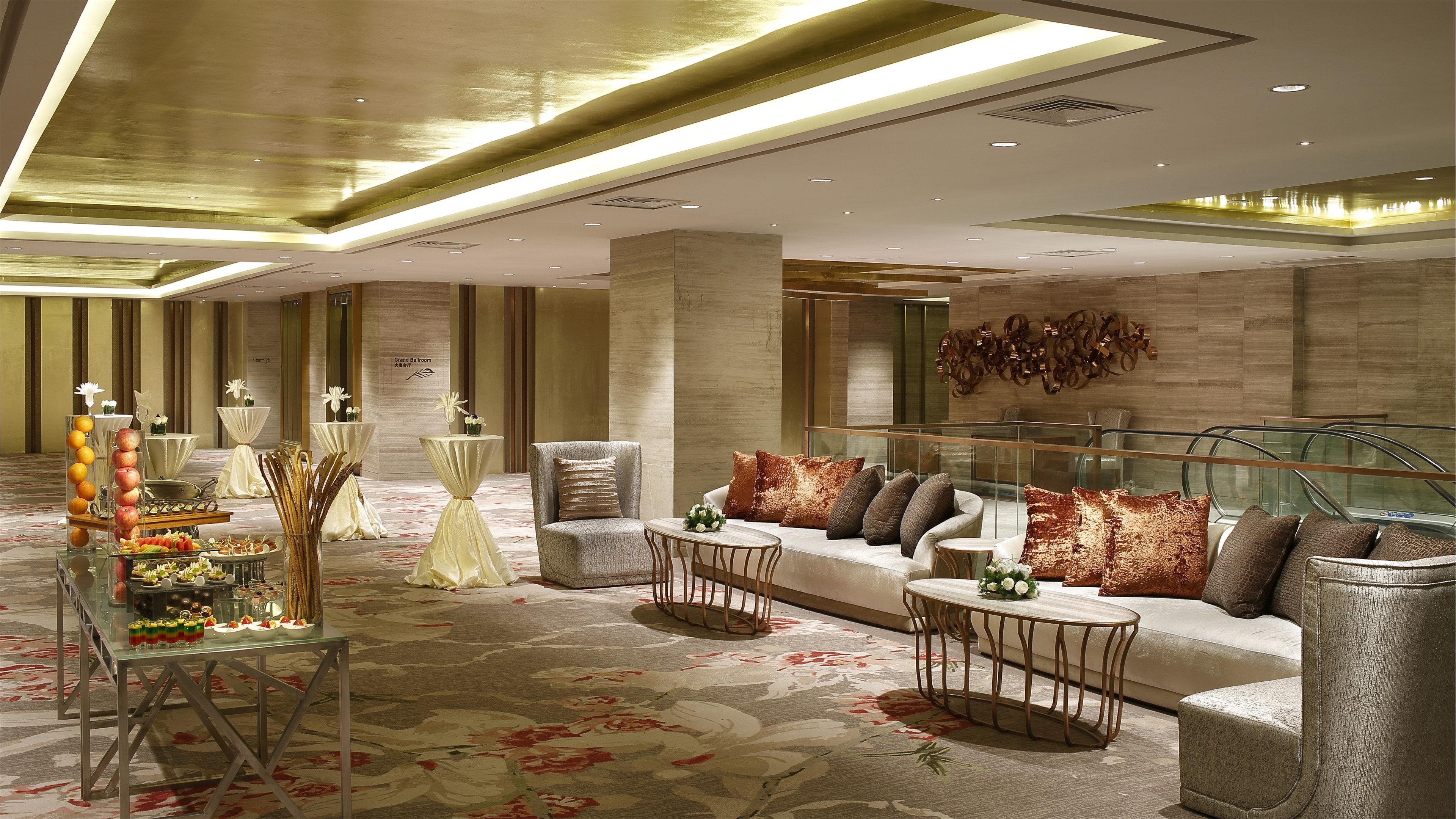 Holiday Inn Kunming City Centre By Ihg Exterior photo