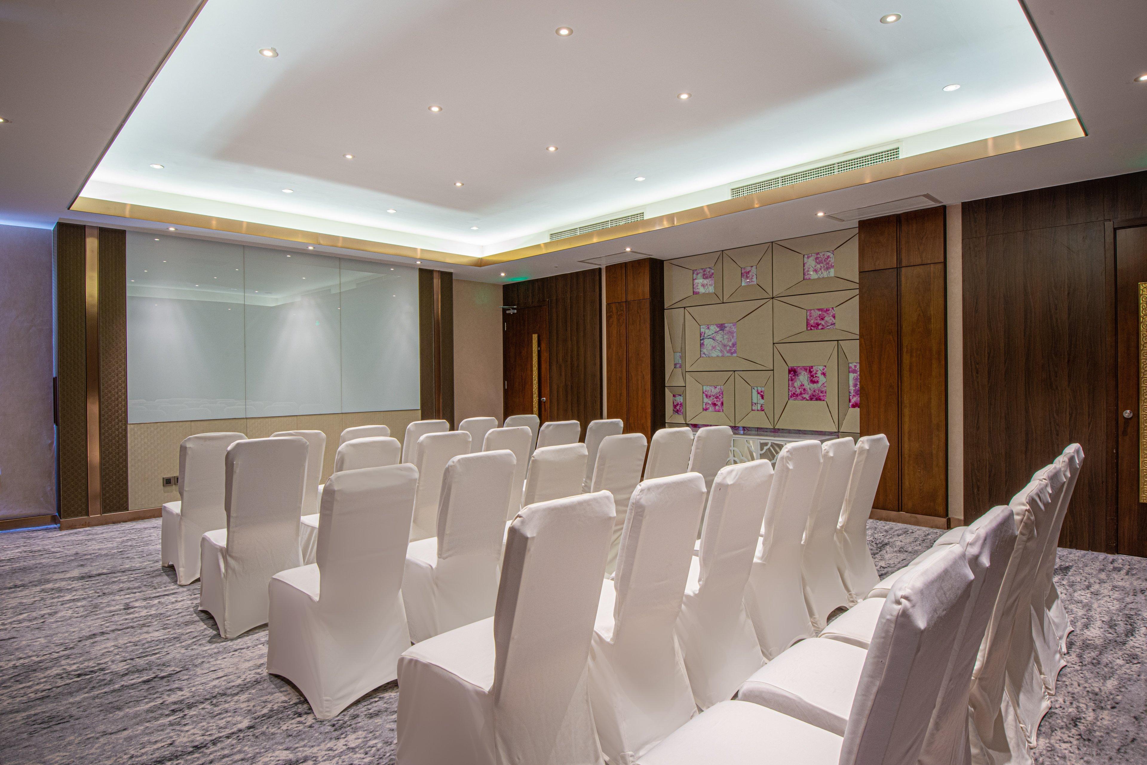 Holiday Inn Kunming City Centre By Ihg Exterior photo