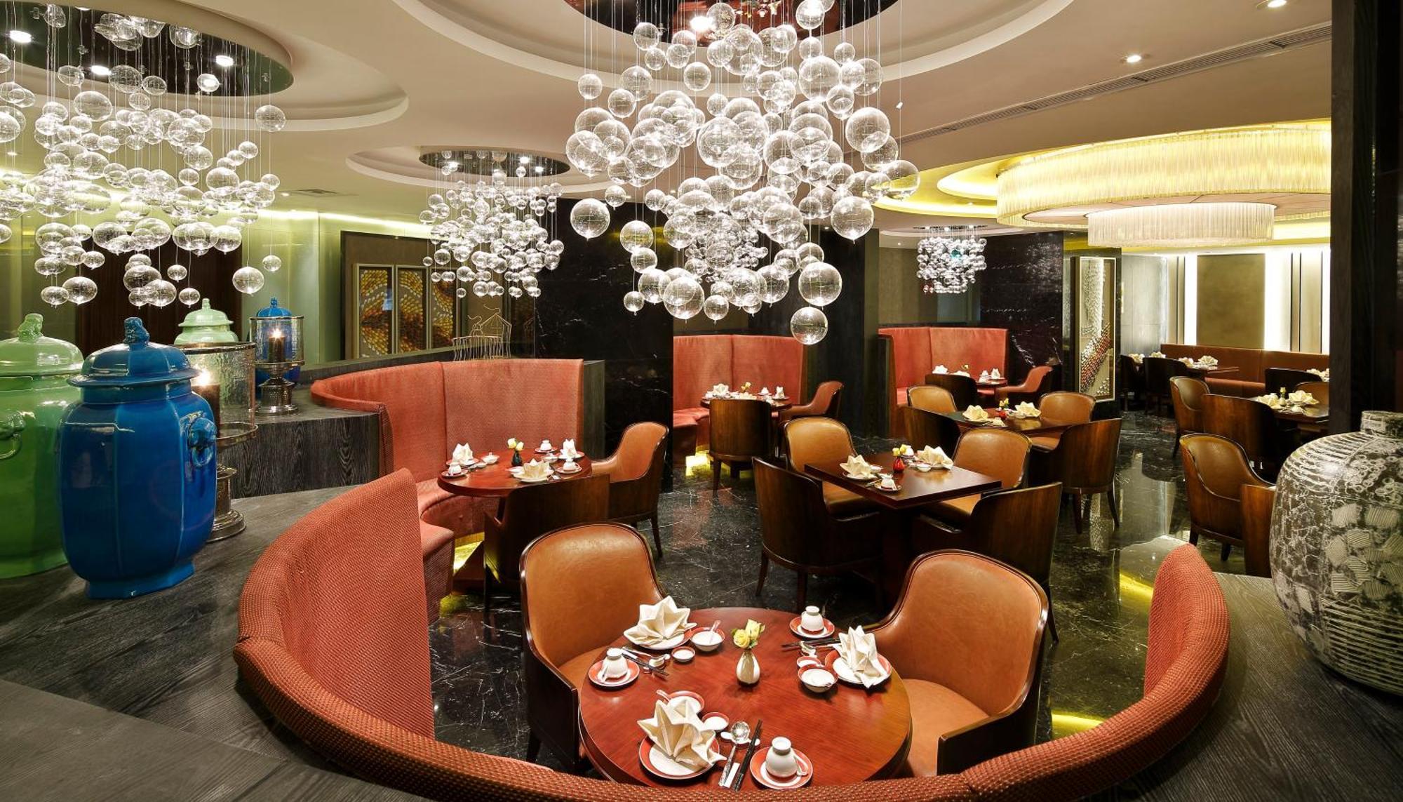 Holiday Inn Kunming City Centre By Ihg Exterior photo