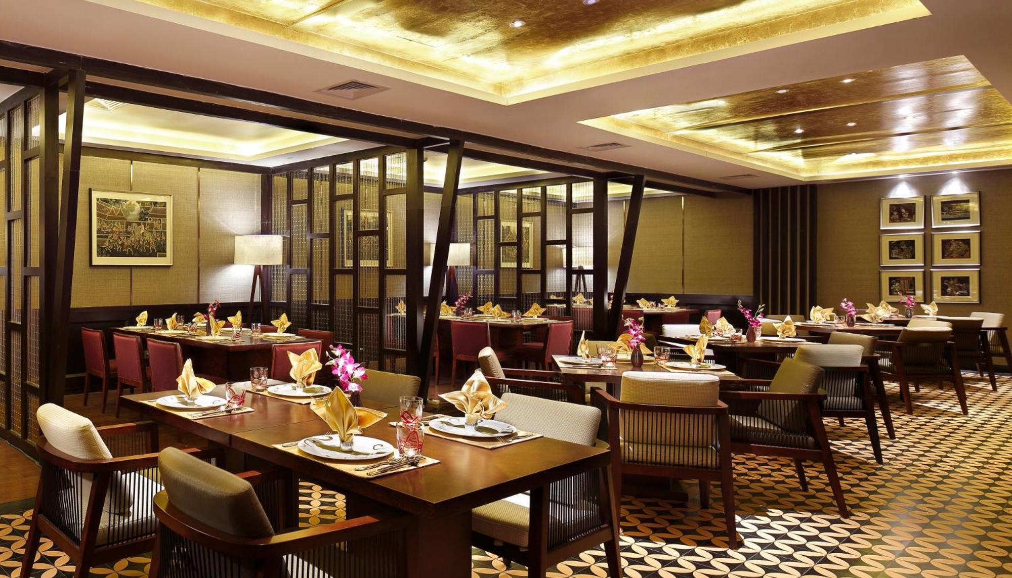Holiday Inn Kunming City Centre By Ihg Exterior photo