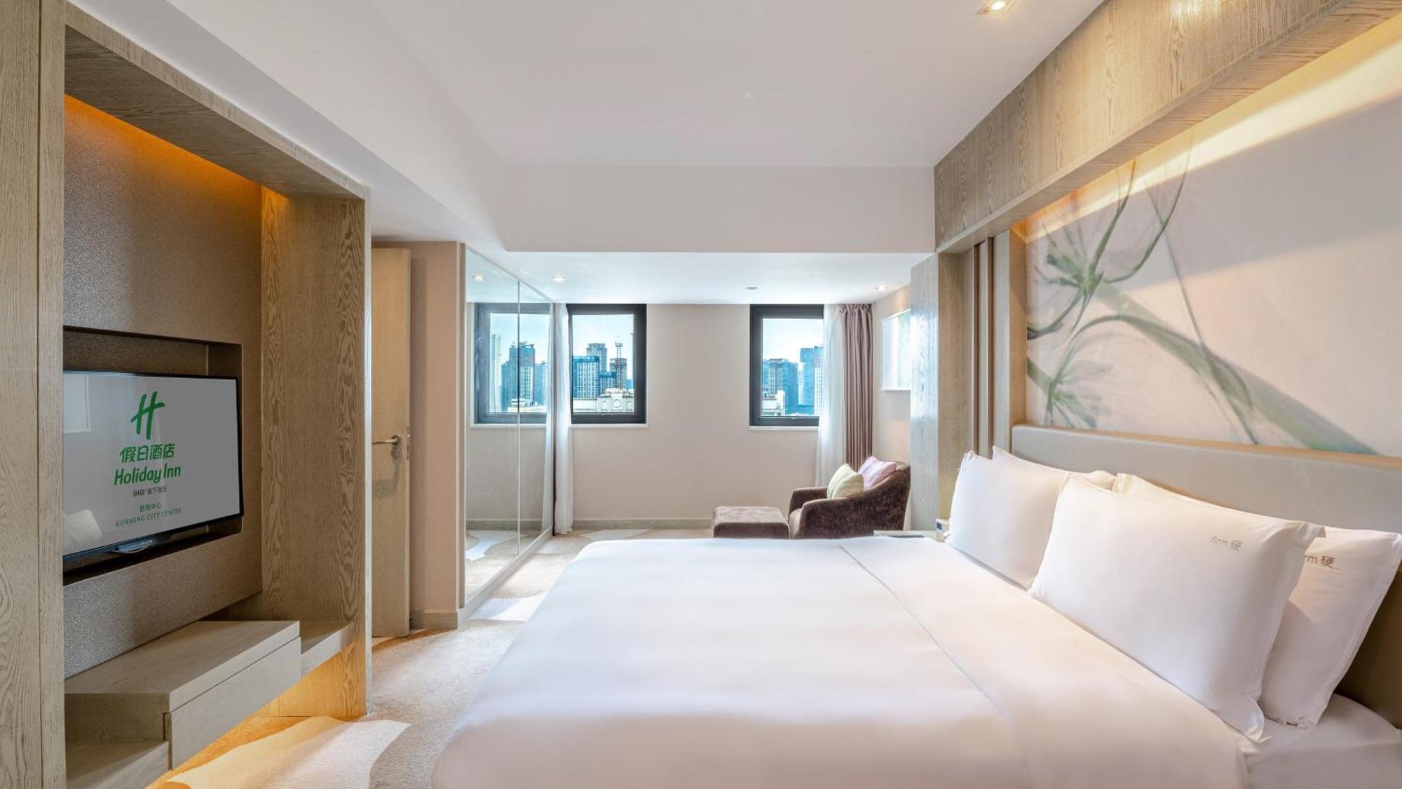 Holiday Inn Kunming City Centre By Ihg Exterior photo